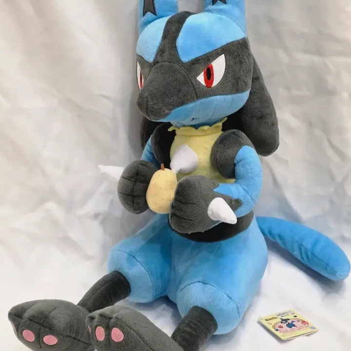 [BUNJANG] Banpresto Pokemon Mogumogu Time Lucario Plush / 택비포함) 포켓몬스터 반프레스토 모구모구타임 루카리오 인형 판매합니다