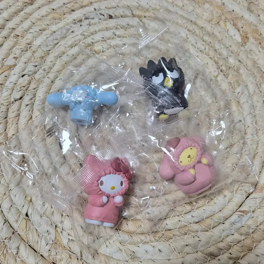 [BUNJANG] Sanrio Pochacco Hood Gacha - Pompompurin / 폼폼푸린 산리오 무규규 후드 가챠