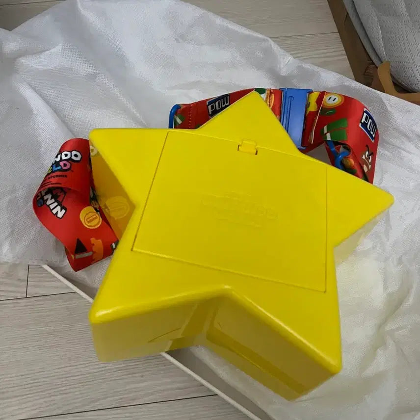 [BUNJANG] Universal Studios Japan Super Mario Star Popcorn Bucket Carrier / 유니버셜스튜디오 슈퍼마리오 스타 별가방 팝콘통 캐리어
