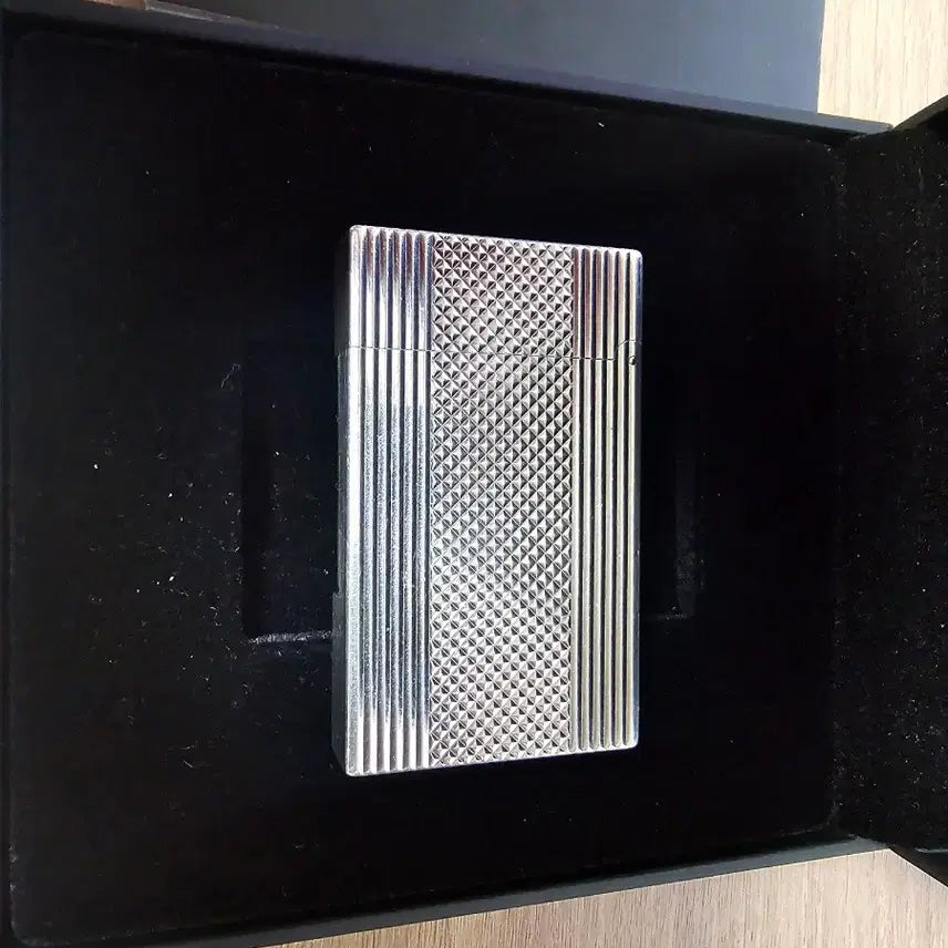 [BUNJANG] S.T. Dupont Line 2 Lighter - Silver / S.T. Dupont(듀퐁) 라이터  라인2 은장(정품박스+가스6개)판매
