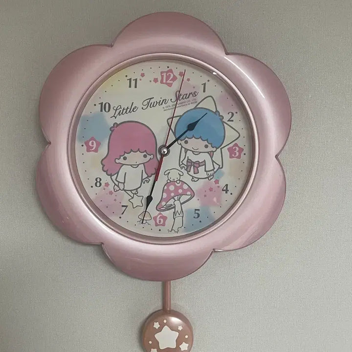 [BUNJANG] Kiki &amp; Lala Rare Pink Vintage Clock / 키키라라 레어 핑크 고전 시계