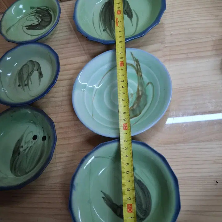 [BUNJANG] Set of 6 Hand-Painted Celadon Porcelain Plates with Shrimp Motif / 새우 그림 외사기 녹유 접시 6개