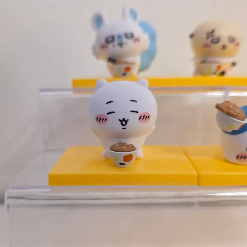 [BUNJANG] Chiikawa Matsuya Gyudon 6 Types Figure Set / 치이카와 마츠야 규동 6종 피규어