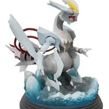 [BUNJANG] Ichiban Kuji Pokémon White Kyurem Figure (Sealed) / 제일복권 포켓몬스터 B상 화이트 큐레무 미개봉