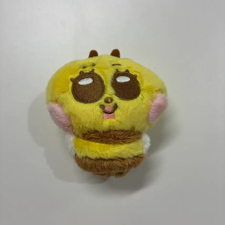 [BUNJANG] LE SSERAFIM Huh Yunjin Doll (Heo Bbal-Beol) / 르세라핌 허윤진 인형 허박벌
