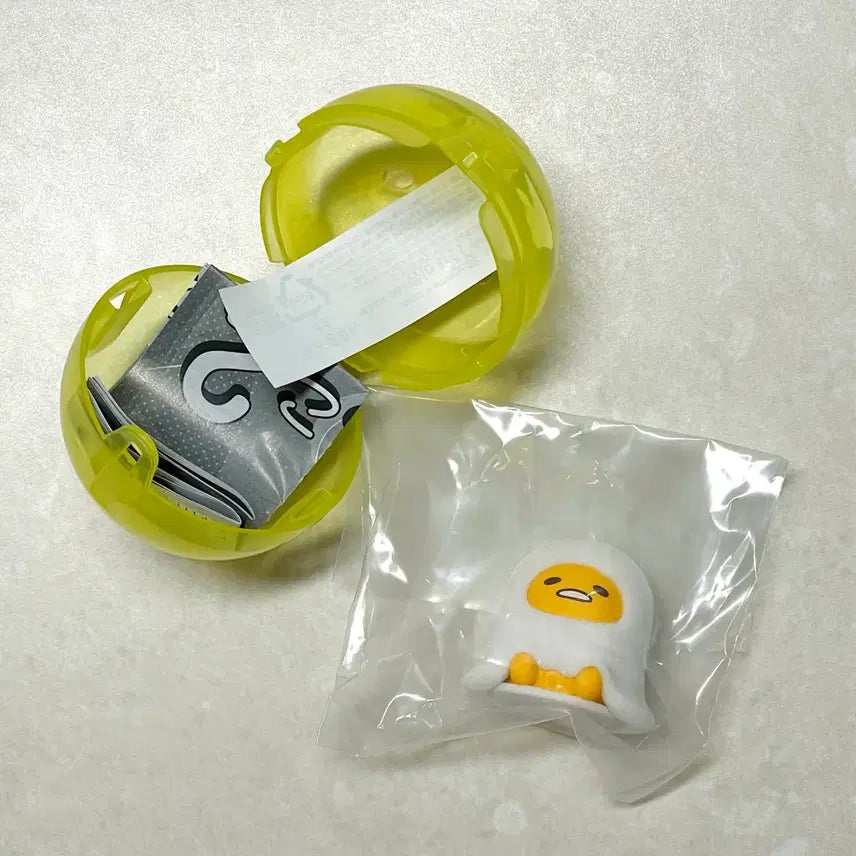 [BUNJANG] Bandai Sanrio Friends in Bed Vol. 2 Gacha Gudetama / 반다이 산리오 이불 속 친구들 2탄 가챠 [구데타마]