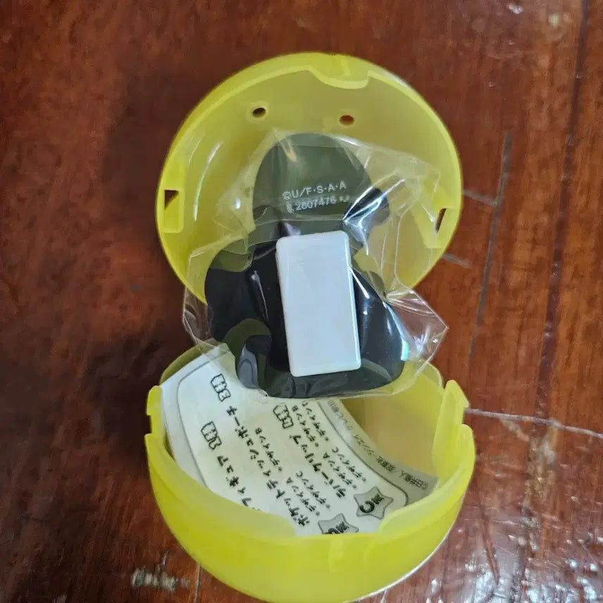 [BUNJANG] Gae-bbong Gae-bbong Gae-bbong Maeng-gu Gachapon Rubber Clip Sealed / 맹구 가챠 고무 클립 미개봉