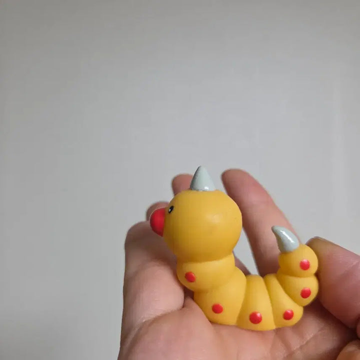 [BUNJANG] Pokemon Finger Hornchu Vintage Doll / 피규어 인형 토이 굿즈 고전 만화 소품 빈티지 소품 포켓몬스터 손가락 뿔충이