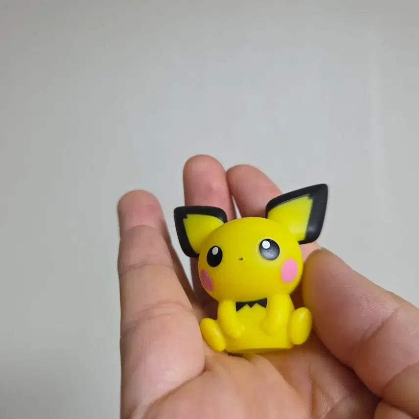 [BUNJANG] Pokemon Pikachu Finger Doll / 피규어 인형 토이 굿즈 고전 만화 소품 빈티지 소품 포켓몬스터 손가락 피츄