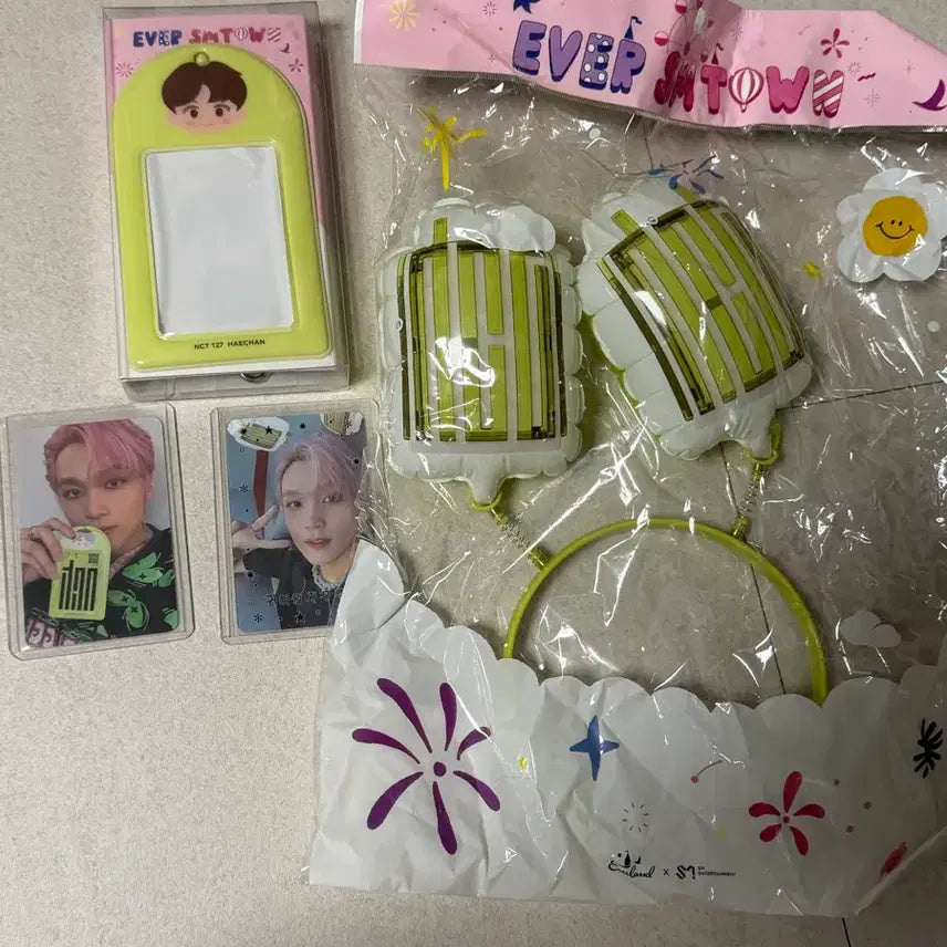 [BUNJANG] NCT Haechan Photocard Holder &amp; Balloon Headband / NCT 엔시티 에버랜드 해찬 포카 홀더 풍선 머리띠
