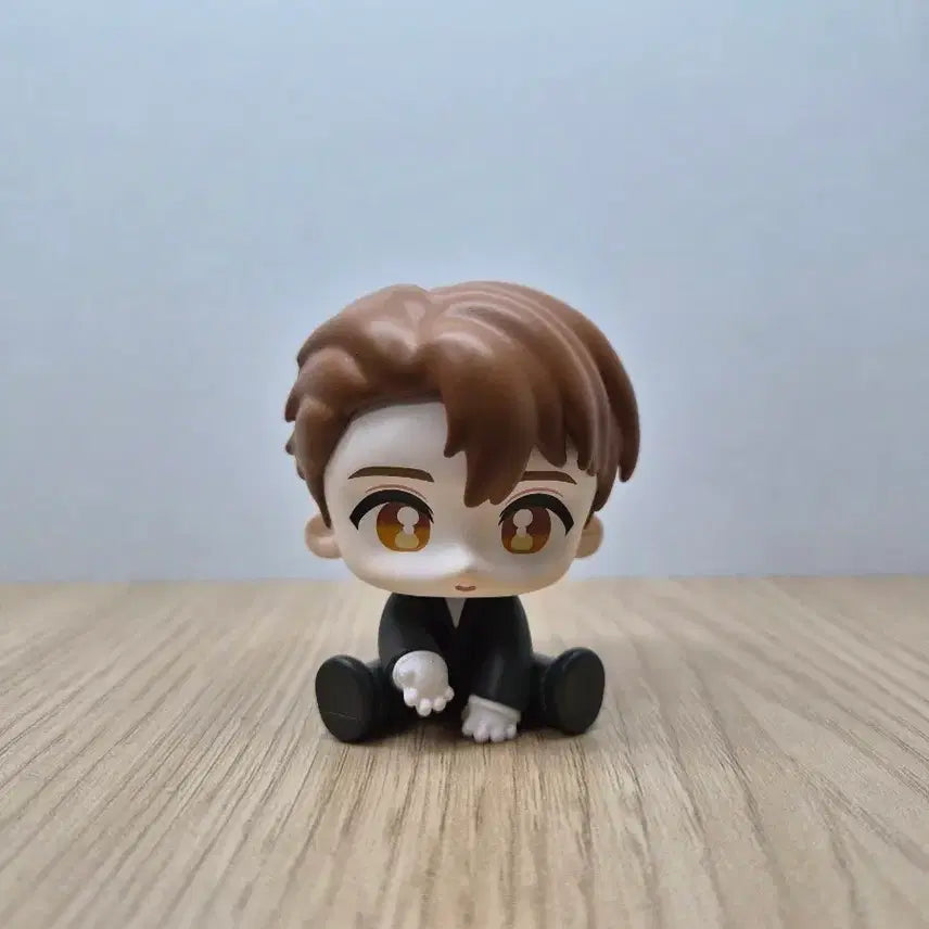 [BUNJANG] Minseong Park Sitting Figure / 괴담출근 모두 앉아 피규어 박민성