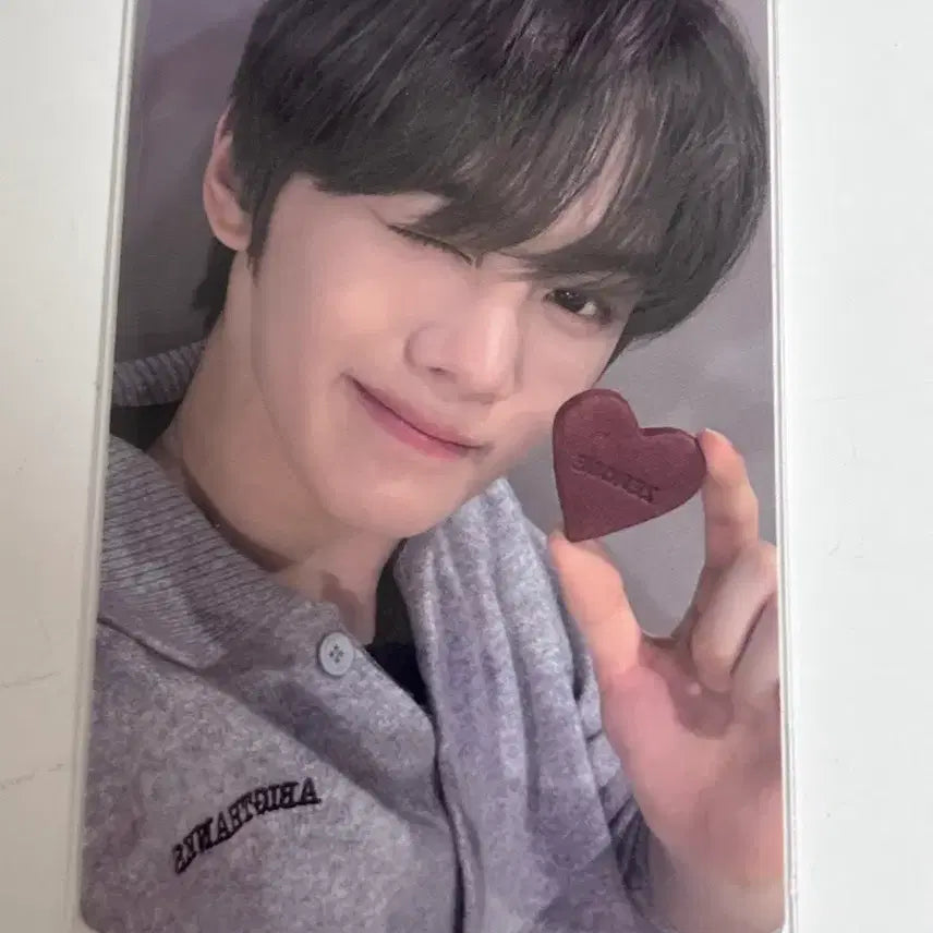 [BUNJANG] ZB1 Gyuvin Cookie Photocard / 규빈 쿠키 포카 앤더블 제베원