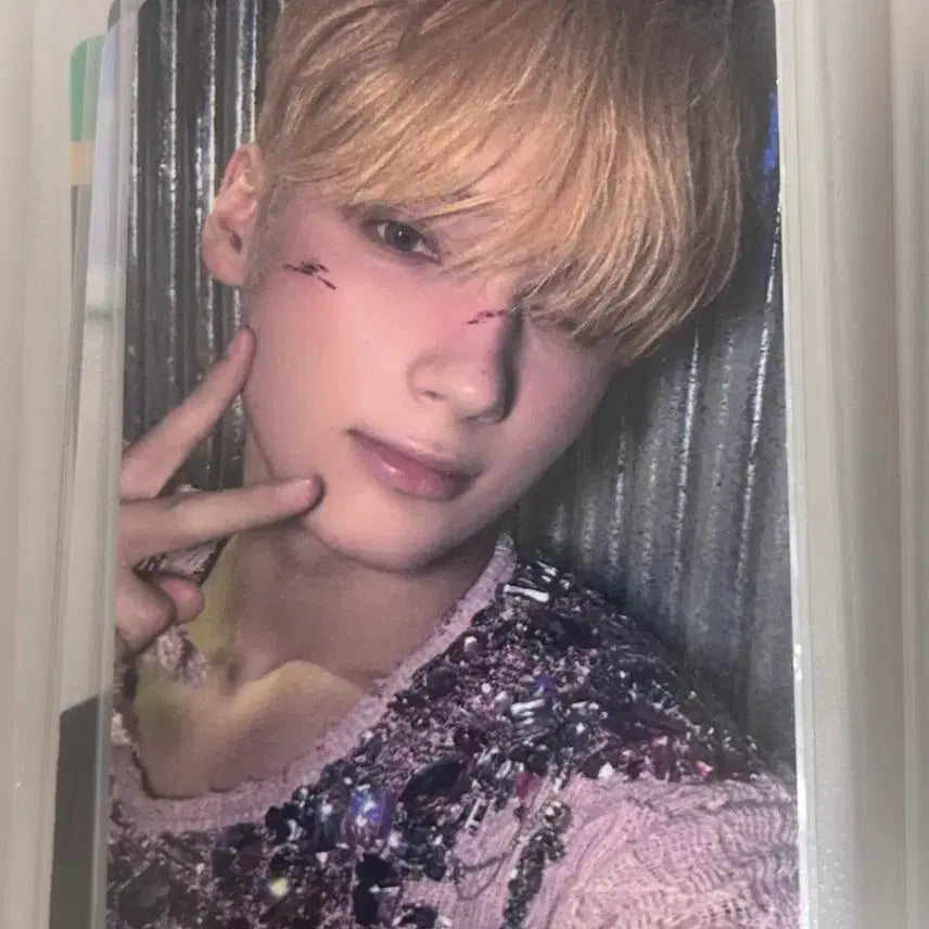[BUNJANG] TXT Huening Kai Pre-order Photocard / 휴닝카이 프리폴 포카