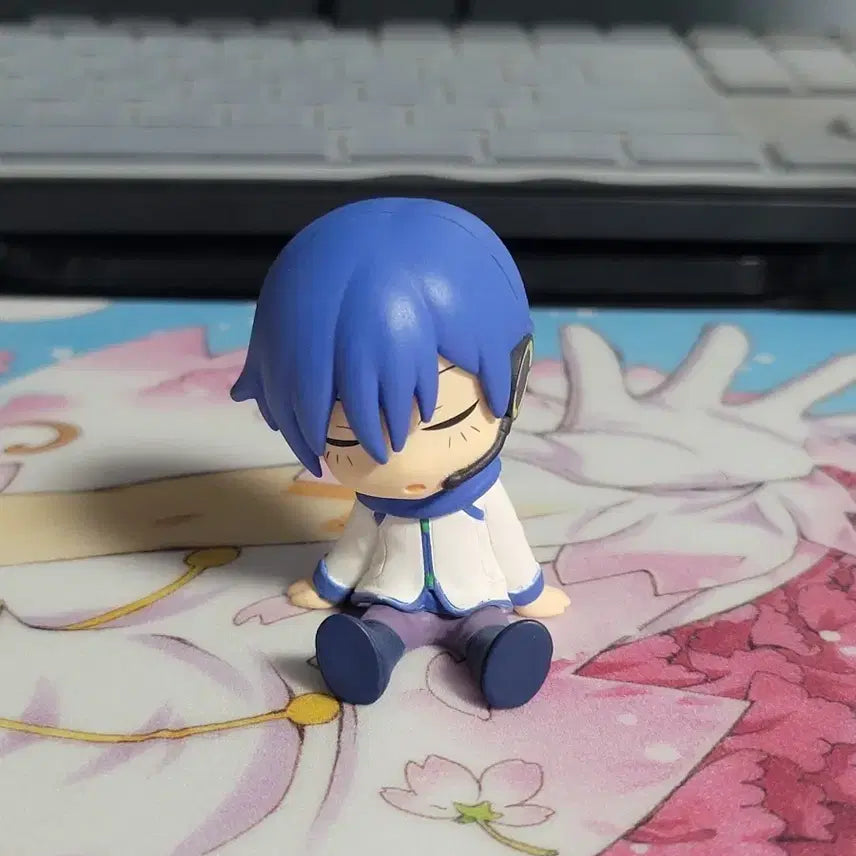 [BUNJANG] Vocaloid Kaito Onemutan Figure / 보컬로이드 카이토 오네무탄 피규어