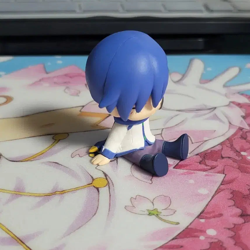 [BUNJANG] Vocaloid Kaito Onemutan Figure / 보컬로이드 카이토 오네무탄 피규어