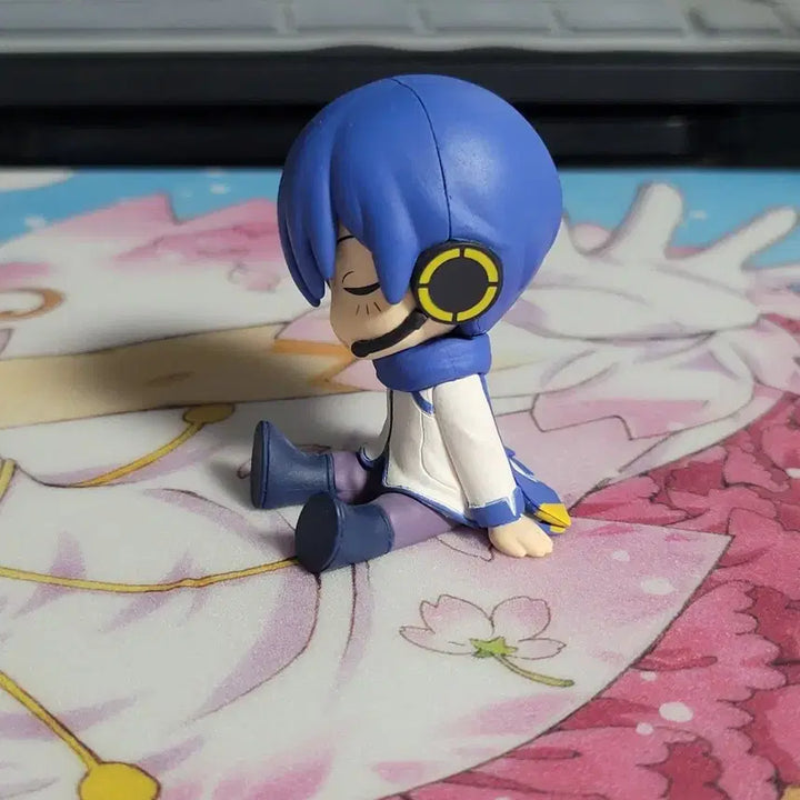 [BUNJANG] Vocaloid Kaito Onemutan Figure / 보컬로이드 카이토 오네무탄 피규어