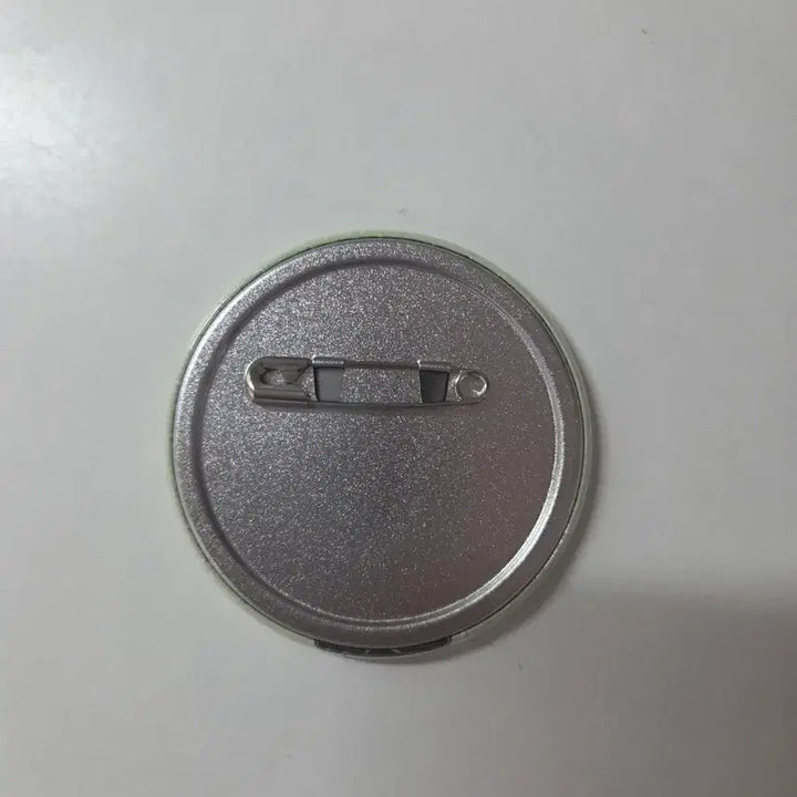 [BUNJANG] Gintama Hijikata Tin Badge / 은혼 히지카타 캔뱃지