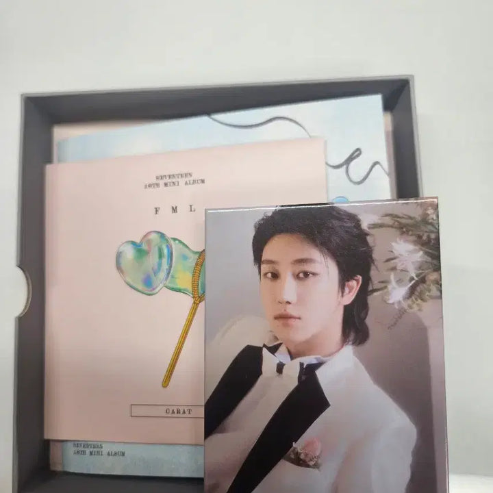 [BUNJANG] Seventeen FML CATAR Ver. The8 Photocard / 세븐틴 FML CATAT Ver. 디에잇