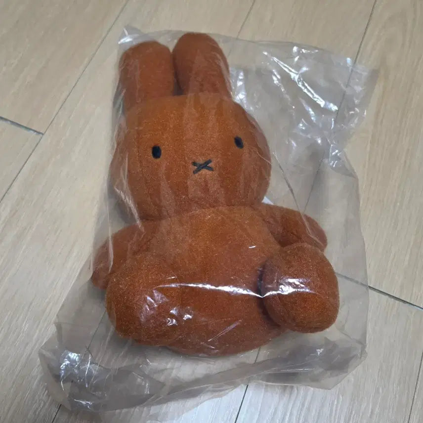 [BUNJANG] Miffy Creamy Medium Tanning Plush Doll / 미피 크리미 중형 인형 태닝 뽀글이