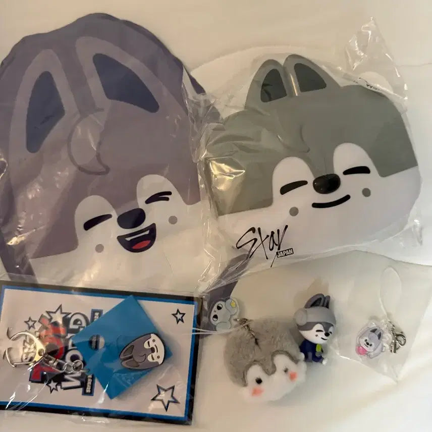 [BUNJANG] Stray Kids SKZOO Woofchan Concert MD Set / 스키주 울프찬 woofchan set run it concert md skzoo