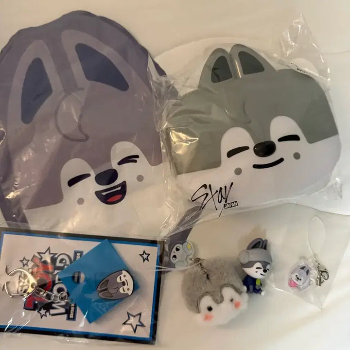 [BUNJANG] Stray Kids SKZOO Woofchan Concert MD Set / 스키주 울프찬 woofchan set run it concert md skzoo