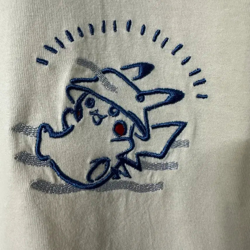 [BUNJANG] Pokemon Center Tokyo Bay Pikachu Embroidered T-Shirt / 포켓몬센터 도쿄베이 피카츄 자수 일본판 반팔티 L