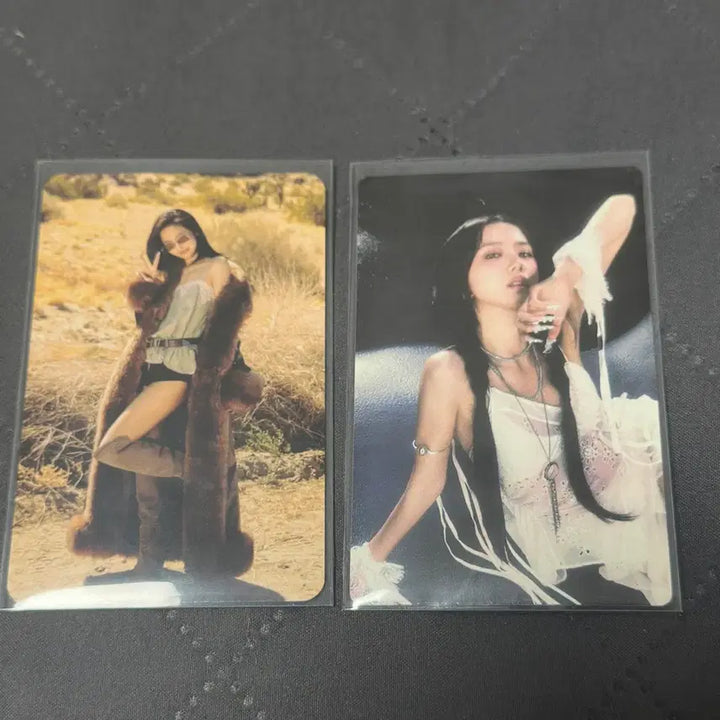 [BUNJANG] BLACKPINK Jisoo Pre-listening Party In-Ear Photocard &amp; Jennie Deadline Concert Membership Photocard Bundle Set / blackpink 블랙핑크 프리리스닝 파티 in 국중박 지수, deadline 콘서트 멤버십 제니