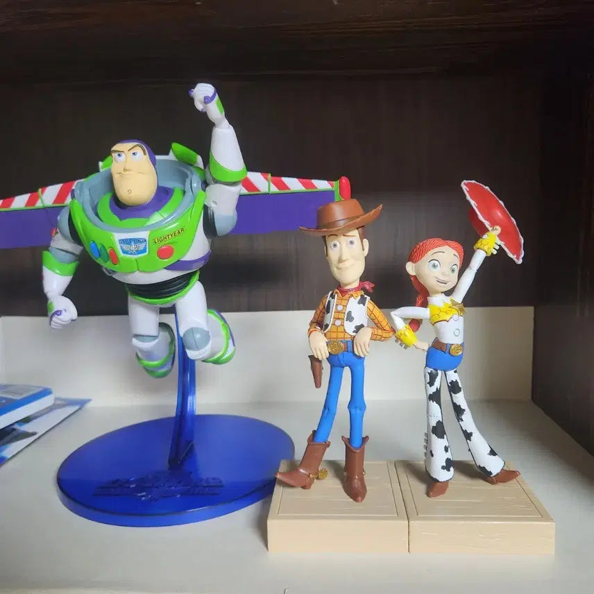 [BUNJANG] Toy Story Buzz, Woody, Jessie Figure Set / 토이 스토리 버즈 우디 제시 피규어 세트