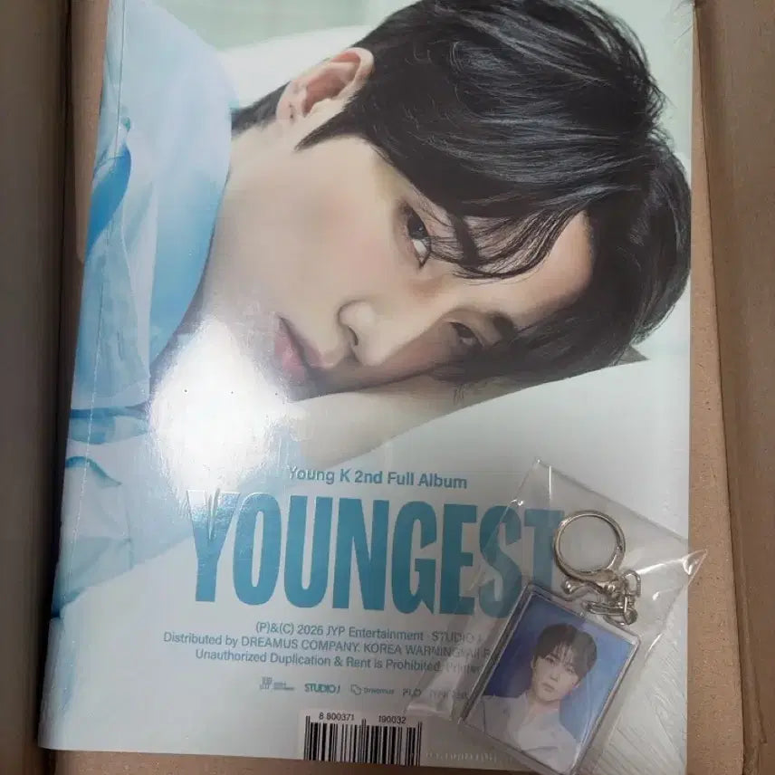 [BUNJANG] Young K Solo Album Vol. 2 Photobook Version Sealed / 영케이 솔로2집 미개봉 포토북버전 단품 판매