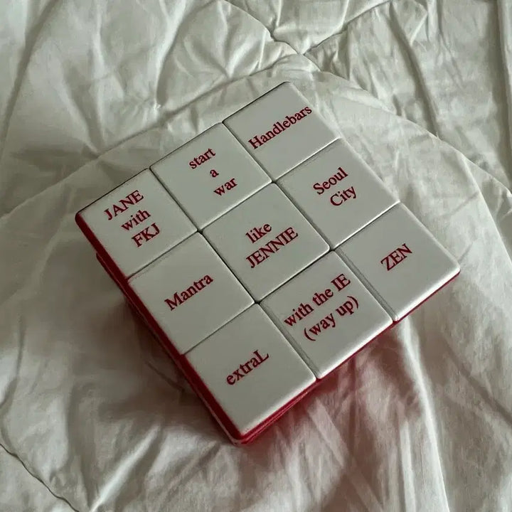 [BUNJANG] BLACKPINK Jennie 2025 Rubify Pop-Up Exclusive Cube / [미사용 새상품] 블랙핑크 제니 2025 Rubify 팝업 한정 큐브