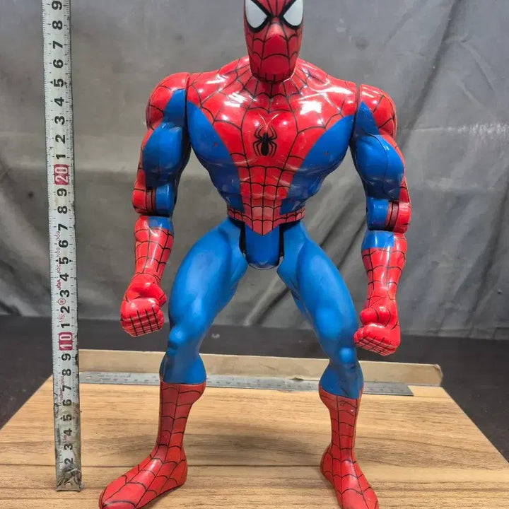 [BUNJANG] Vintage 2002 Spider-Man Action Figure 3-Piece Set with Motorcycle / 2002년 고전장난감 스파이더맨 액션 피규어 3종 세트