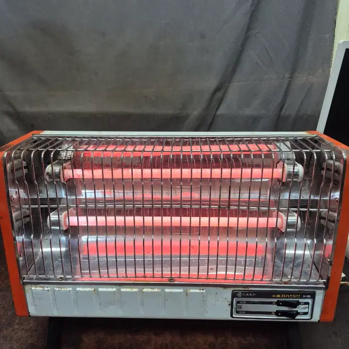 [BUNJANG] Samsung Electronics 1982 EH 900 Electric Stove / 1982년 삼성전잔 전기 스토브 EH 900 정상작동
