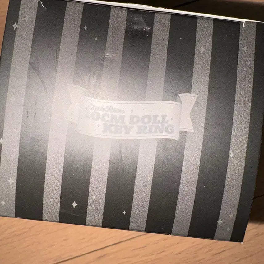 [BUNJANG] RIIZE Sohee RIIZ Badge 10cm Keyring Black / 라이즈 소희 리라즈 똘병이 10센치 키링 검은색 판매