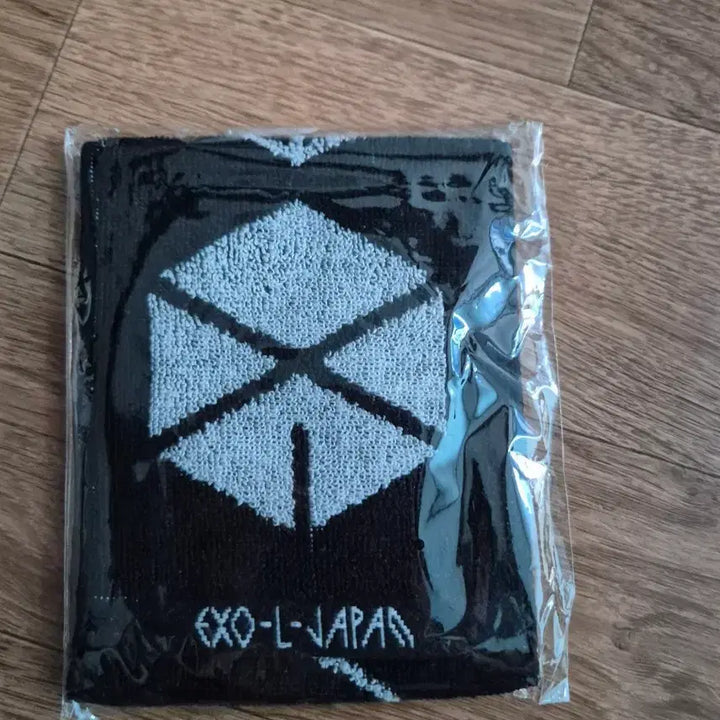 [BUNJANG] EXO-L JAPAN Official Support Towel / EXO-L JAPAN 공식 응원 타월