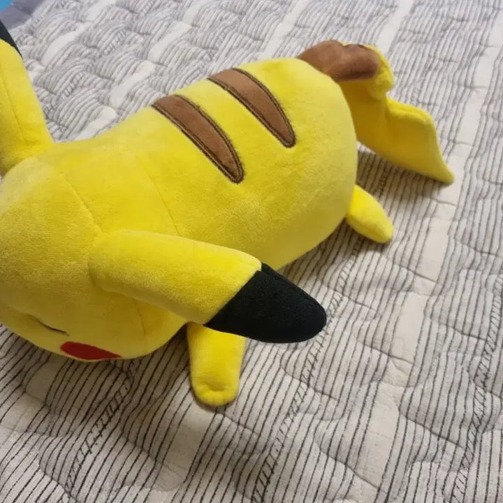 [BUNJANG] Pokemon Sleeping Pikachu Plush / 포켓몬 잠자는 피카츄 인형