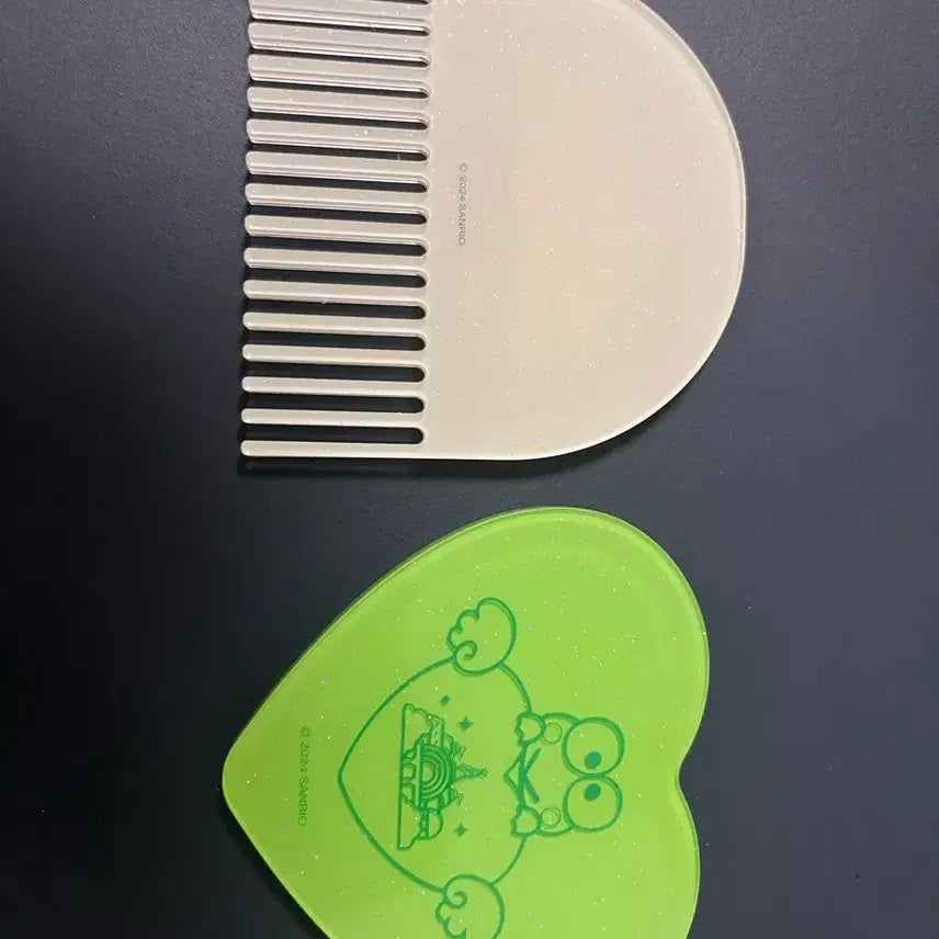 [BUNJANG] Sanrio Purloland Keropi Comb and Mirror Set / 퓨로랜드 케로피 빗 거울세트