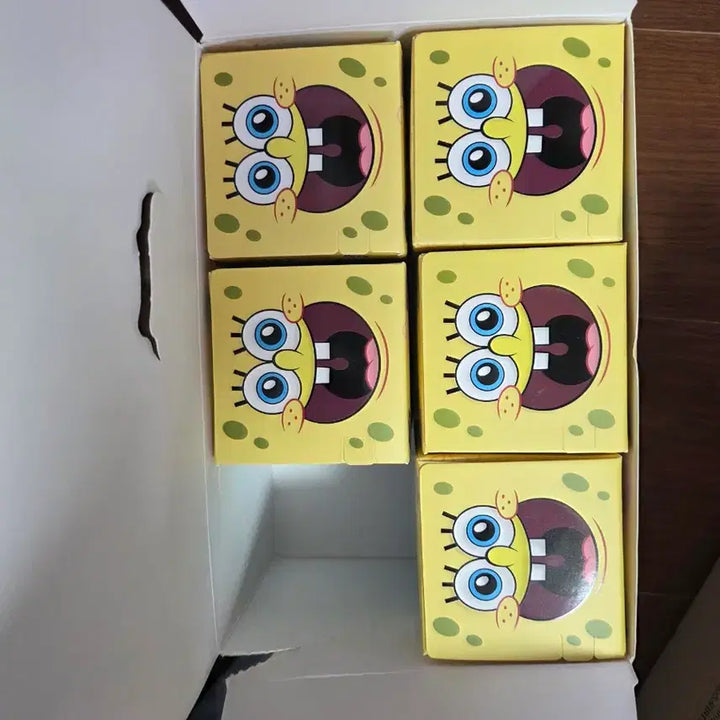 [BUNJANG] SpongeBob Bathtub Keycap Sealed Random Product / 스폰지밥 욕조 키캡 미개봉 랜덤 상품