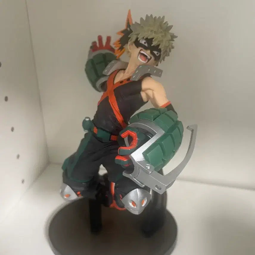 [BUNJANG] My Hero Academia Katsuki Bakugo Figure / 나의 히어로 아카데미아 바쿠고 피규어 나히아 히로아카
