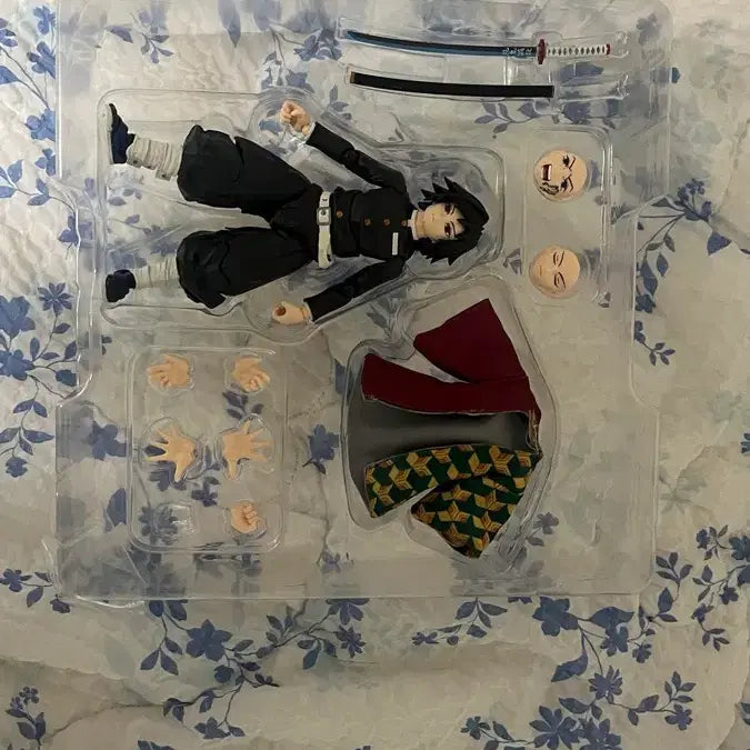 [BUNJANG] Demon Slayer Giyu Tomioka Buzzmod Action Figure / 귀멸의 칼날 토미오카 기유 버즈모드 액션 피규어