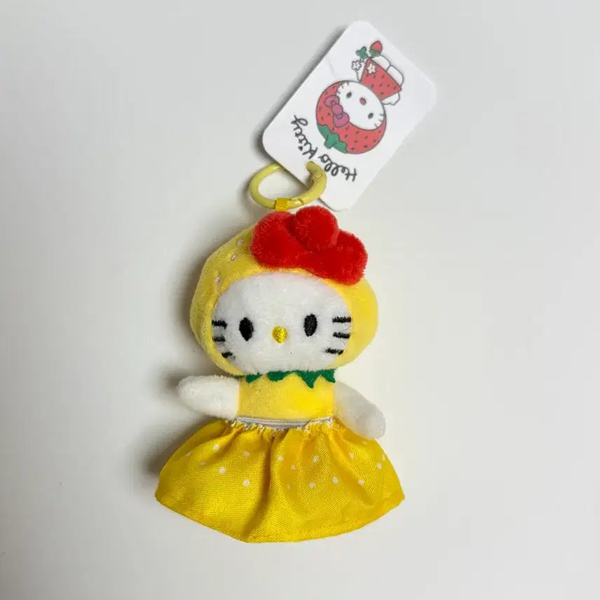 [BUNJANG] Hello Kitty Mini Doll Keychain / 헬로키티 미니 인형 키링