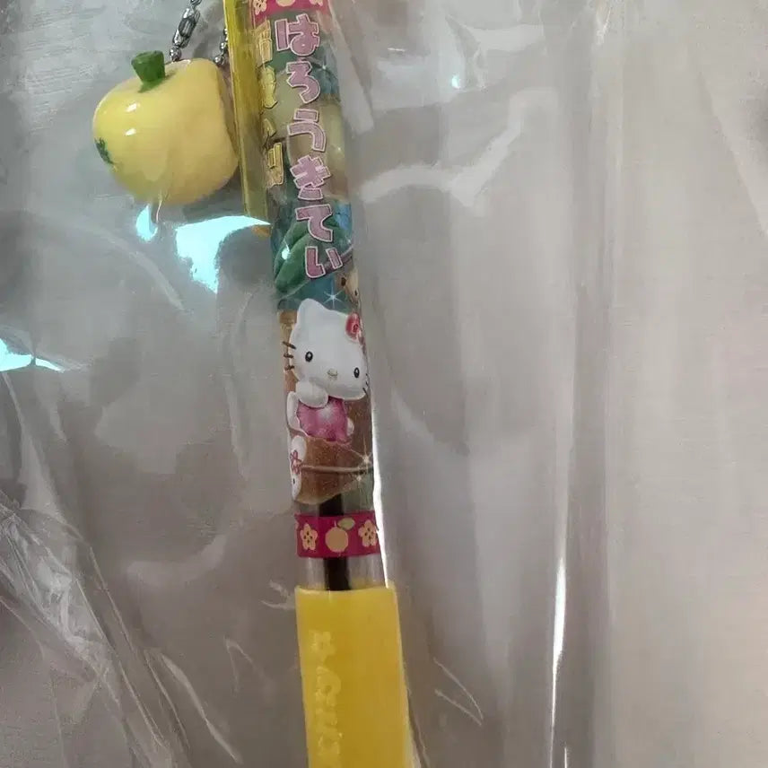 [BUNJANG] Sanrio Hello Kitty Vintage Pen Tokyo Inagi (Ballpoint Pen) / 키티스트랩 키티 고전 볼펜 도쿄 이나기 배 키티 고전문구
