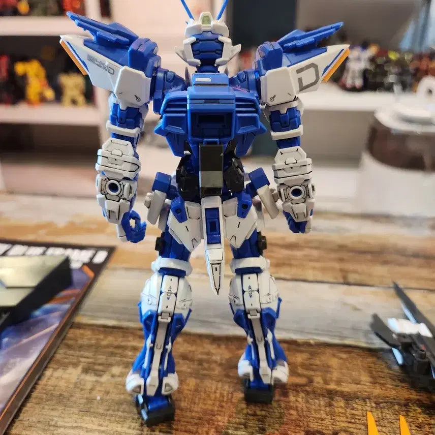 [BUNJANG] Bandai Master Grade (MG) Blue Frame Gundam Model Kit / MG 블루프레임 건담