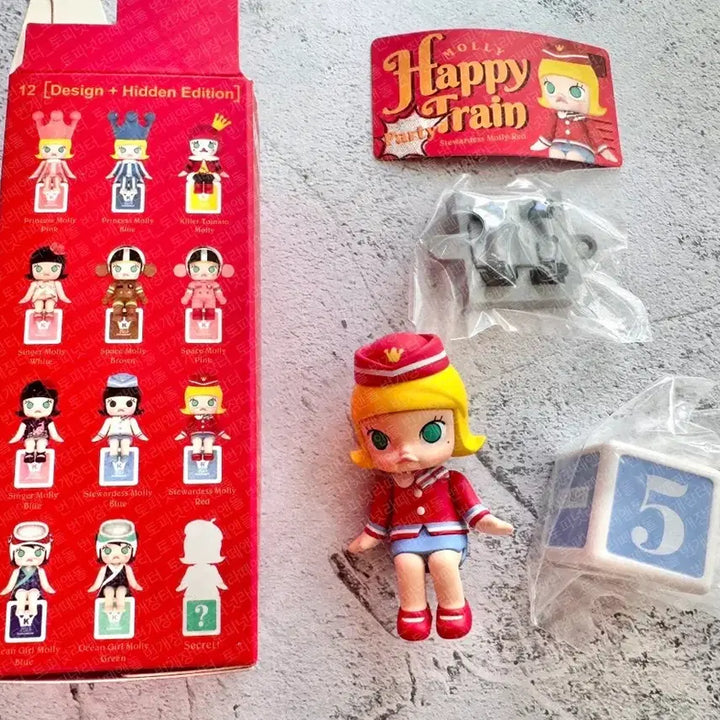 [BUNJANG] Pop Mart Molly Figure Happy Train Flight Attendant / 팝마트 몰리 피규어 해피트레인 승무원