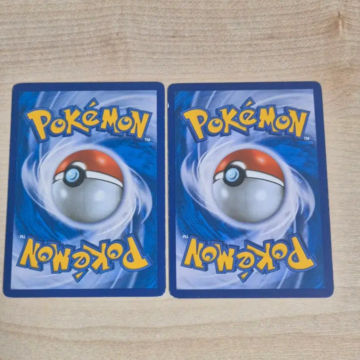 [BUNJANG] Reshiram / Latios Pokemon Card / 레시라무 / 라티오스 포켓몬 카드