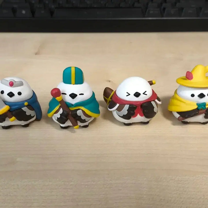 [BUNJANG] Bush Road Gacha Brave Warriors Party Full Set / 부쉬로드 가챠 뱁새 용사파티 전종