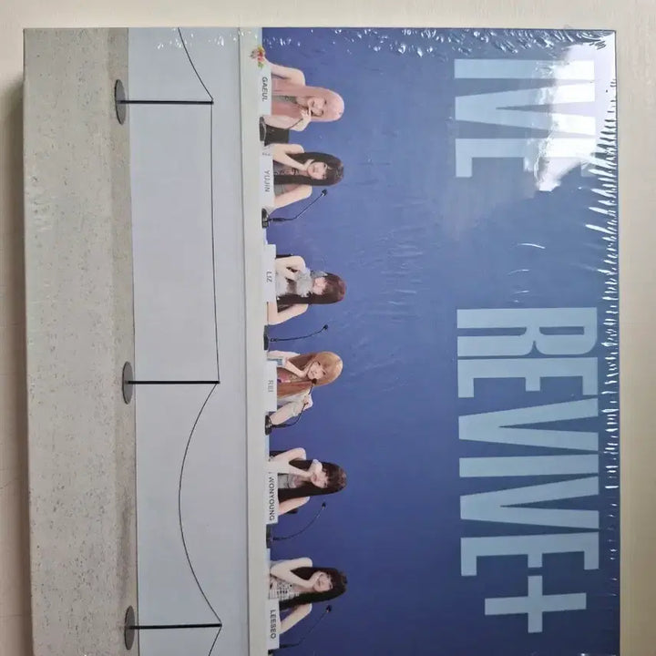 [BUNJANG] IVE REALIZE Unsealed Album / 아이브 리바이브 미개봉 앨범 판매해요 교환판매구매아이브장원영안유진레이가을이서리즈아이브포카아이브미개봉앨범미개봉앨범판매해요양도해요