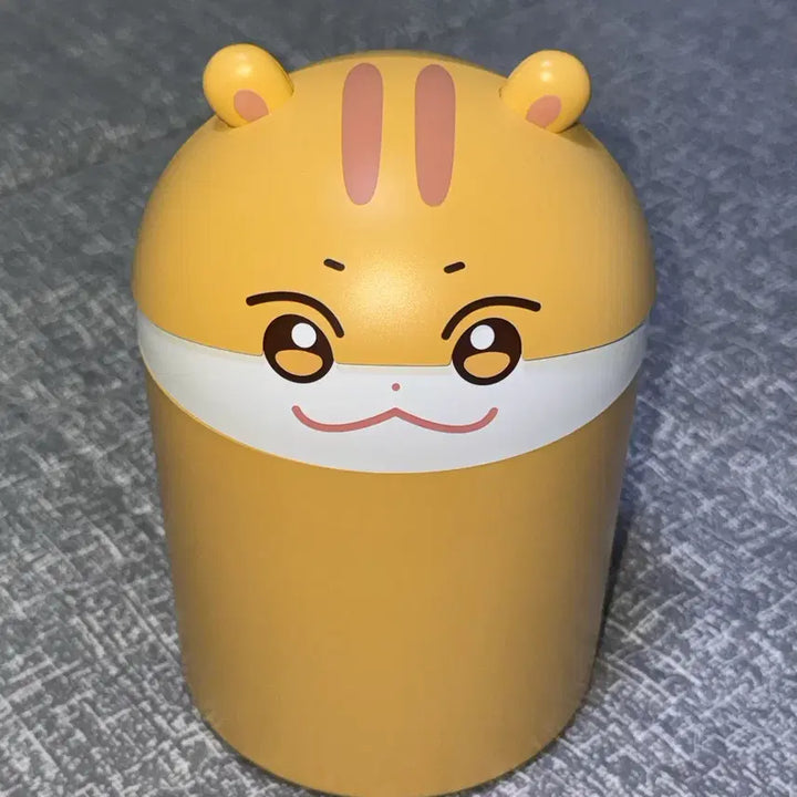 [BUNJANG] ATEEZ Aniteez in the Calling Popup Mini Desk Trash Can (Hongjoong) / 에이티즈 ATEEZ 애니티즈 인 더 콜링 팝업 미니 데스크 휴지통 쓰레기통 쭝라미 홍중