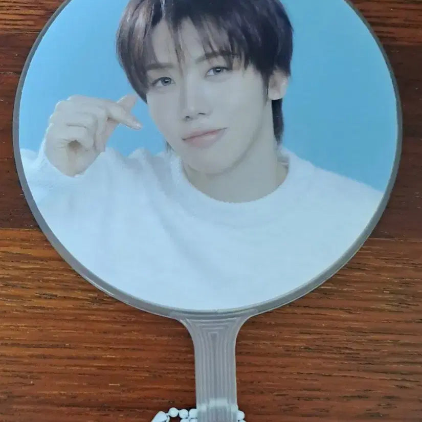 [BUNJANG] AHOF Woongki Photocard Pickett / 아홉 팬콘 MD 피켓