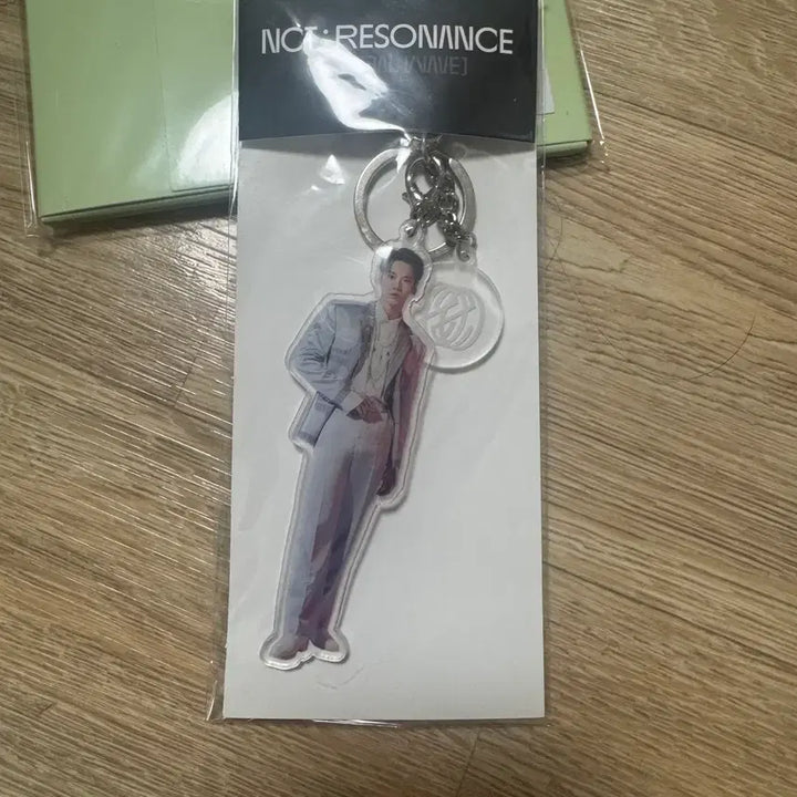 [BUNJANG] NCT Resonance Doyoung Keychain / 엔시티 레조넌스 도영 키링 원가이하양도합니다