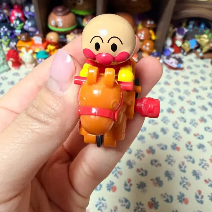 [BUNJANG] Anpanman Carousel Wind-up Gacha Toy / 호빵맨 목마 태엽 가챠